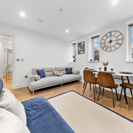 Central London Two Bedroom Serviced Apartment - Nine Elms Luxury Stay - Vauxhall & Westminster Eksteriør bilde
