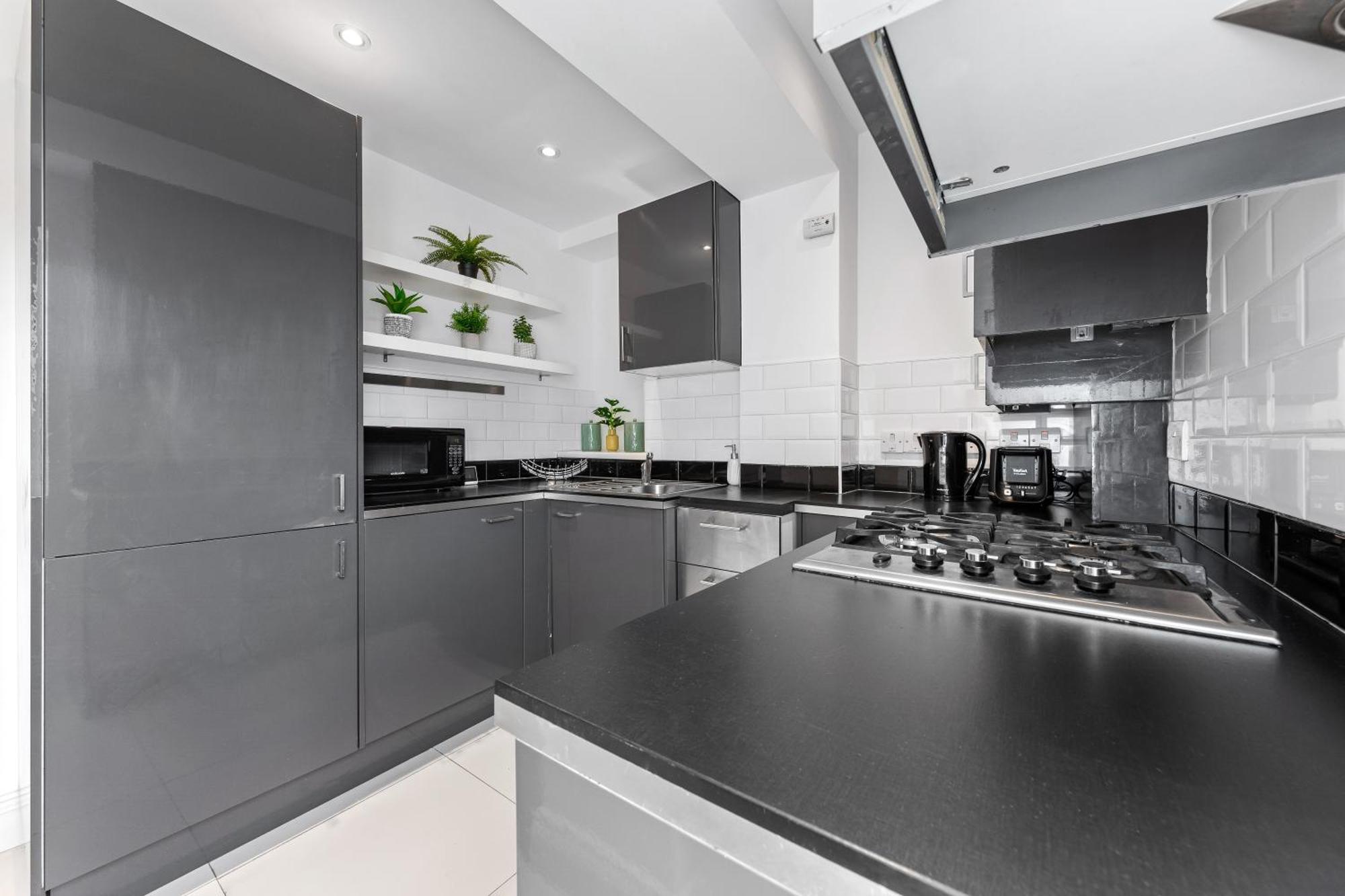 Central London Two Bedroom Serviced Apartment - Nine Elms Luxury Stay - Vauxhall & Westminster Eksteriør bilde