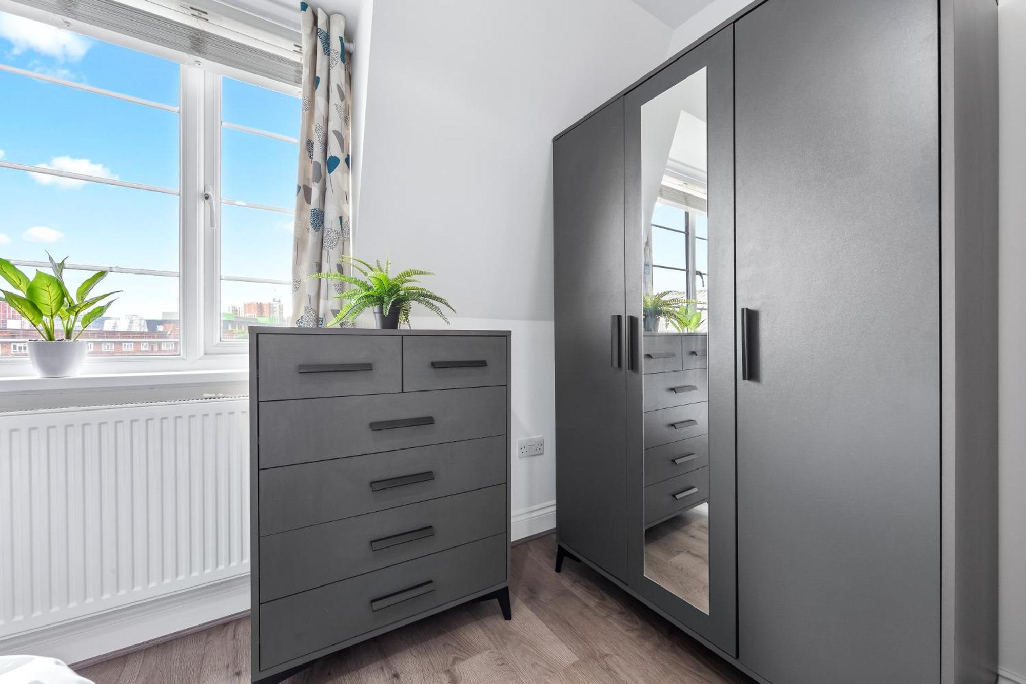 Central London Two Bedroom Serviced Apartment - Nine Elms Luxury Stay - Vauxhall & Westminster Eksteriør bilde