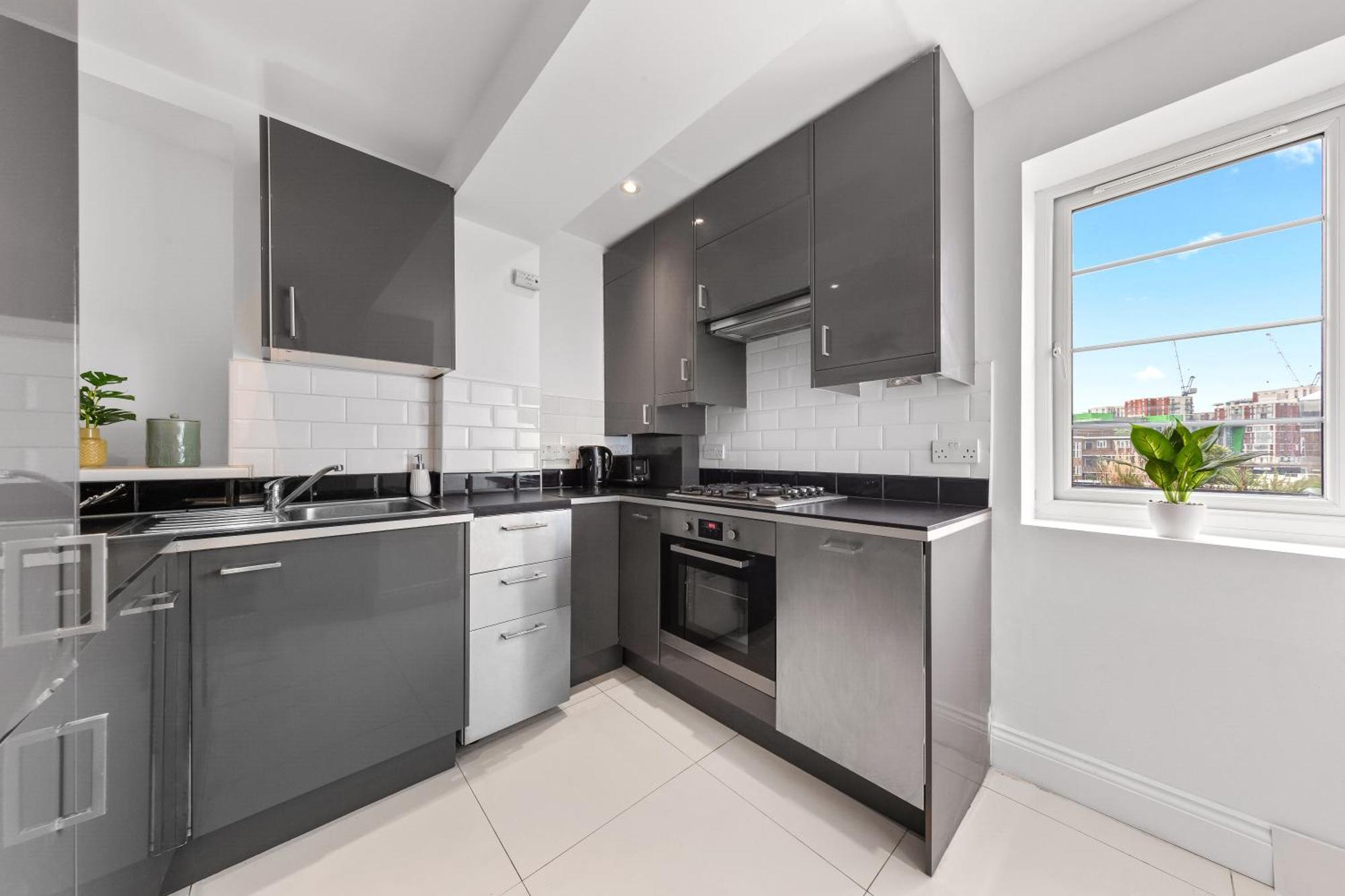 Central London Two Bedroom Serviced Apartment - Nine Elms Luxury Stay - Vauxhall & Westminster Eksteriør bilde