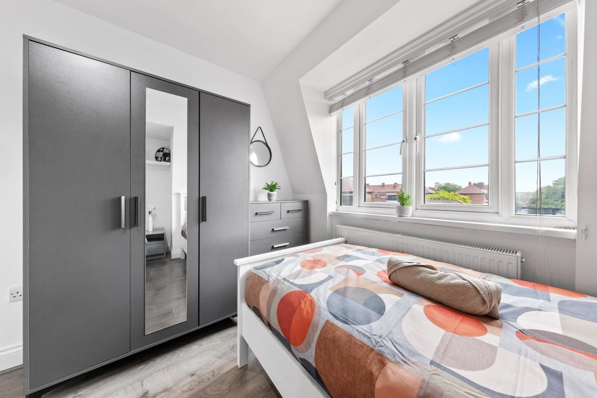 Central London Two Bedroom Serviced Apartment - Nine Elms Luxury Stay - Vauxhall & Westminster Eksteriør bilde